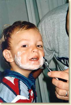 20060917-01 Even scheren voor het bezoek komt